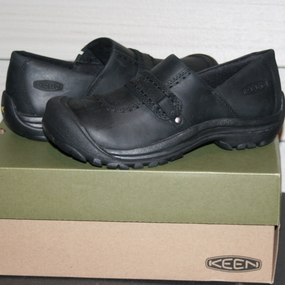 keen kaci slip on shoes